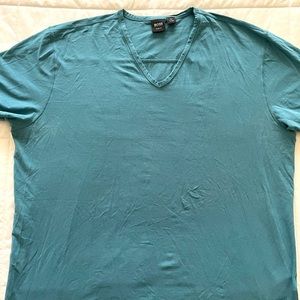 Hugo Boss V-Neck Tee- XXL